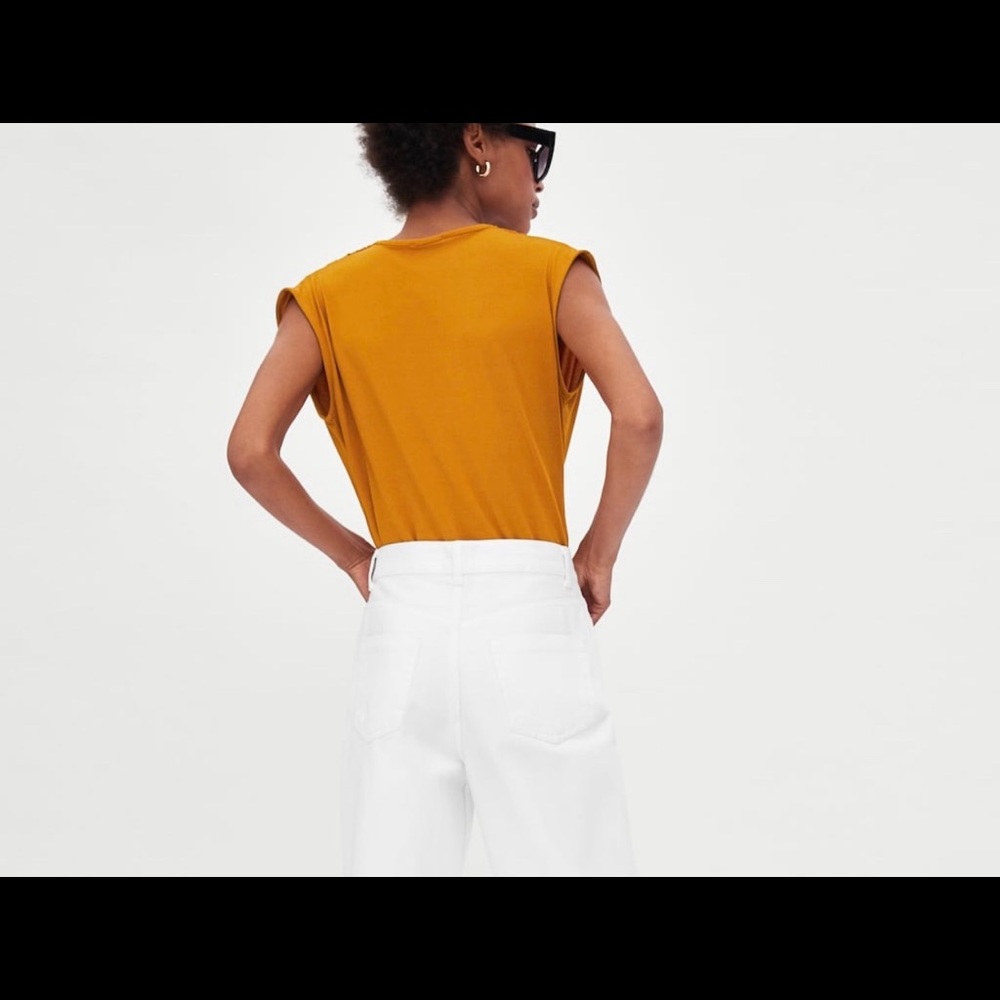 Zara Bodysuit - Picture 3 of 5